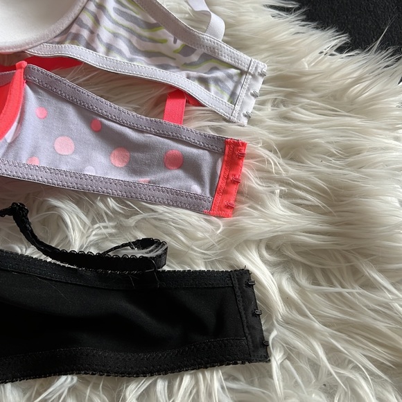 3/$20 NWT Lightly Padded Bras. Size 36D - Picture 3 of 16